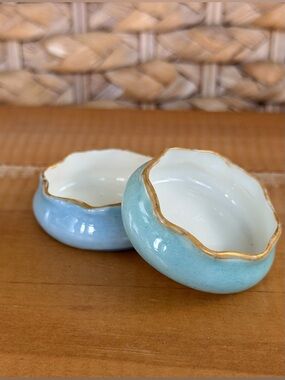 2 Vintage Belleek Lenox Salt Cellars Salt Cup Blue Green White With Gold Trim